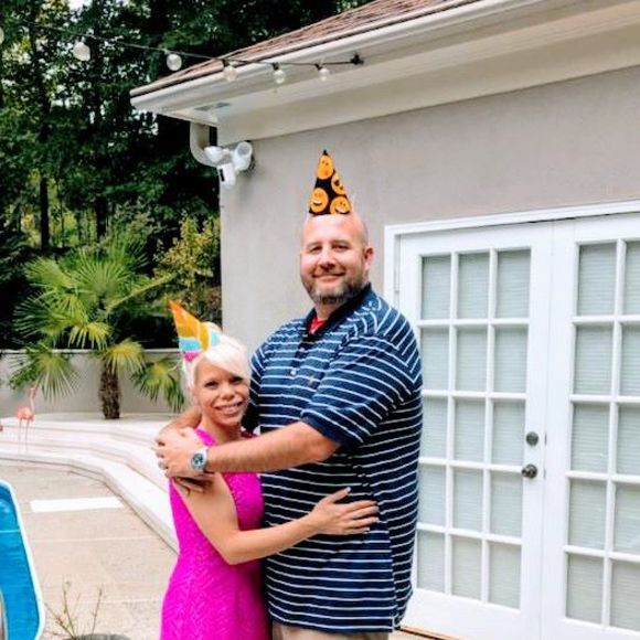 Meet your Posher, Lee - Picture 1 of 1